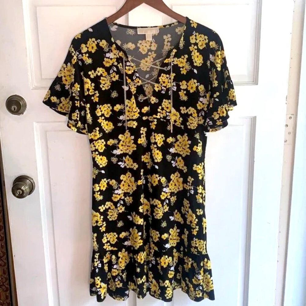 Michael Kors ♡ Floral Dress w Ruffles & Silver Lacing (in Black & Yellow)